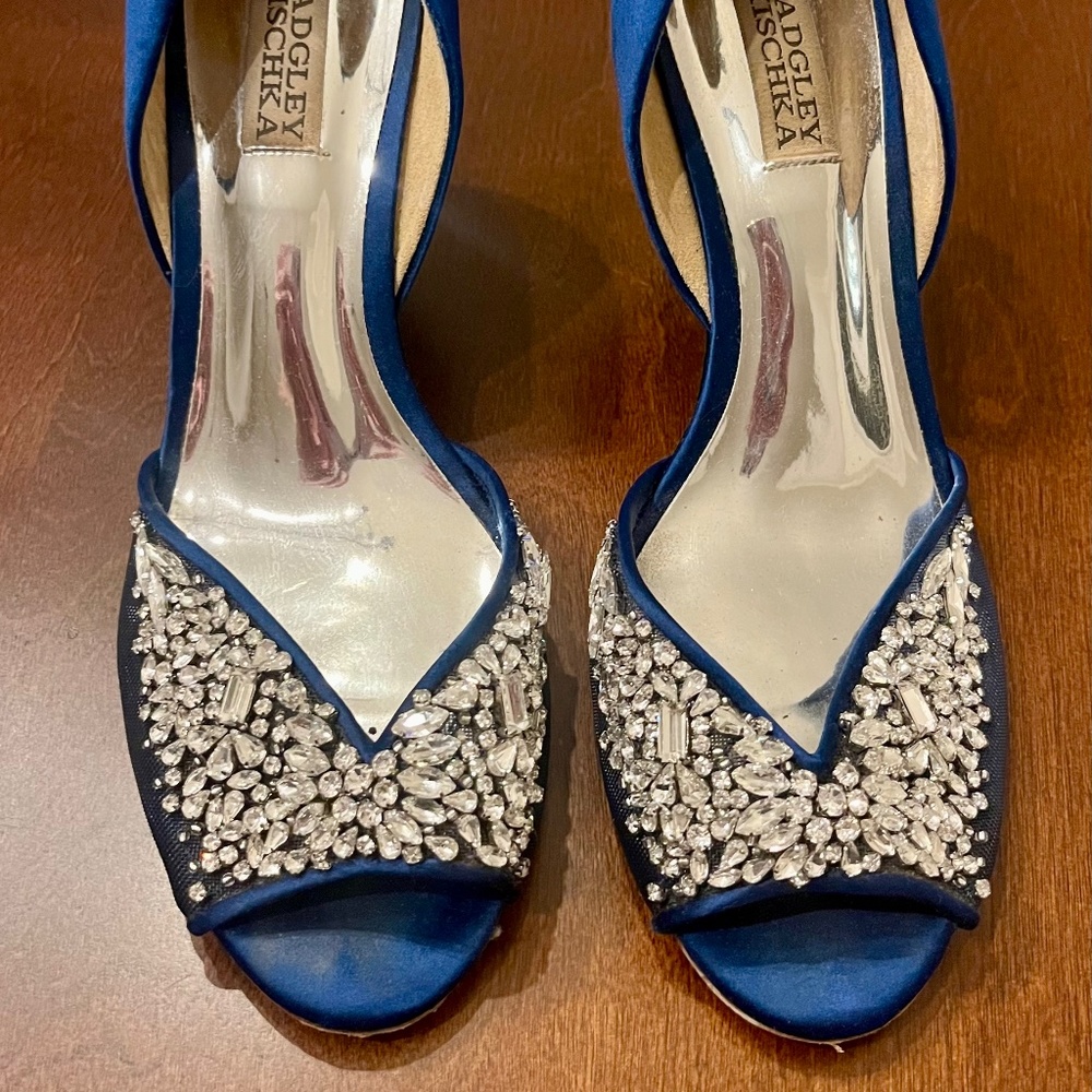 Badgley Mischka Peep Toe Wedge